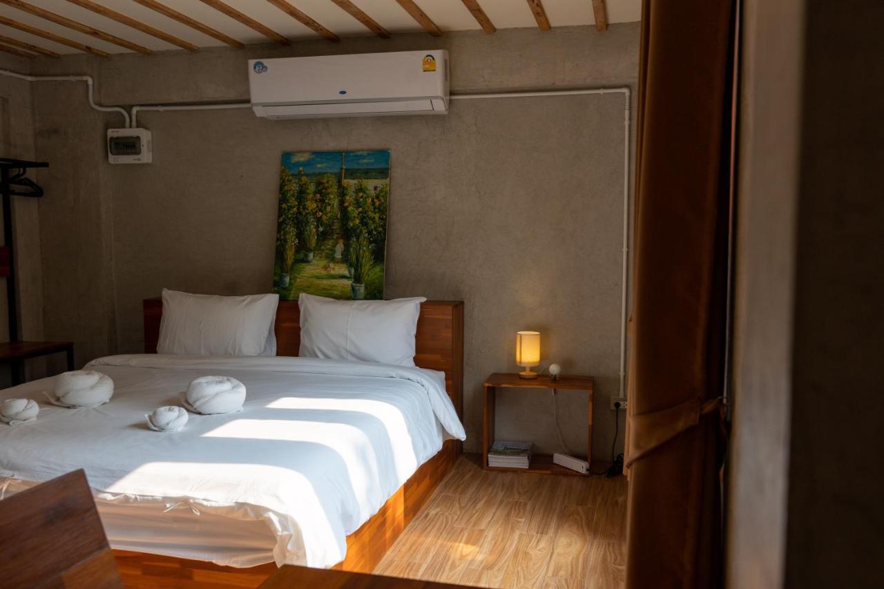 Banmai87 Guest House บ้านไม้87 เกสต์เฮ้าส์ Ayutthaya Exteriér fotografie