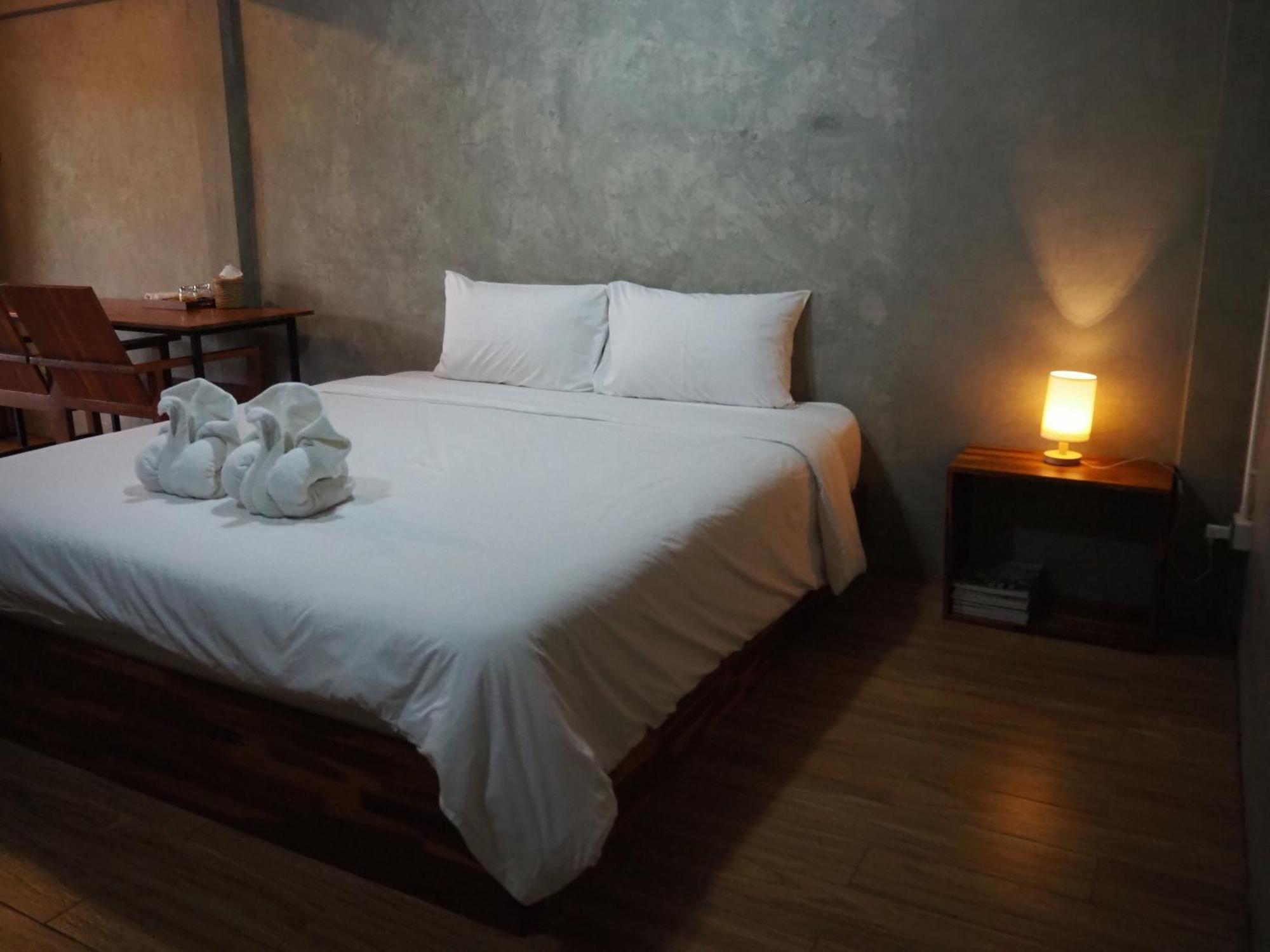 Banmai87 Guest House บ้านไม้87 เกสต์เฮ้าส์ Ayutthaya Exteriér fotografie