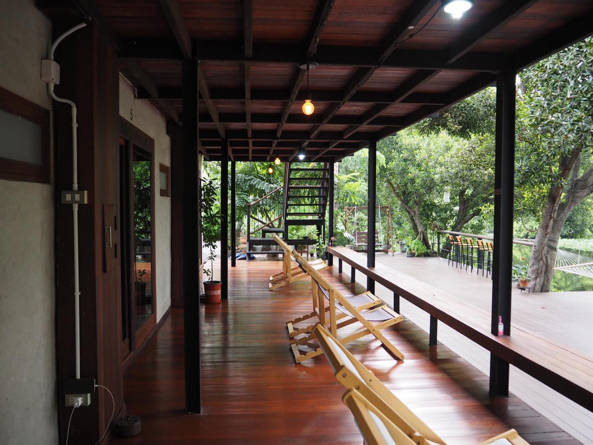 Banmai87 Guest House บ้านไม้87 เกสต์เฮ้าส์ Ayutthaya Exteriér fotografie